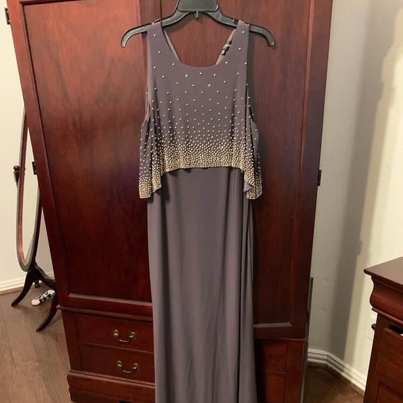 Betsy and Adam formal dress - Picture 2 of 3